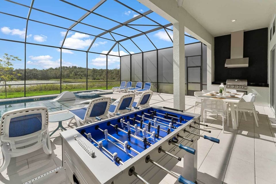 Private Pool & Patio *Highlight*
