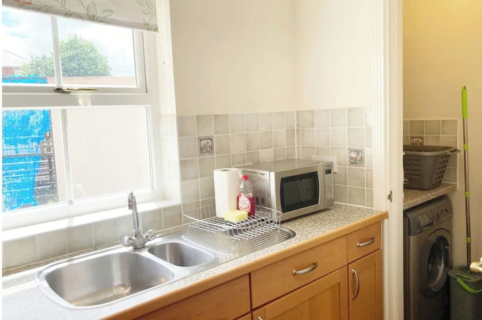 Washer/ Dryer
