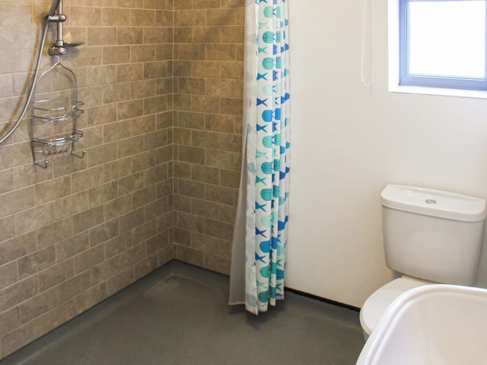 Shower room | Willows Barn, Terrington St Clements, near King&rsquo;s Lynn