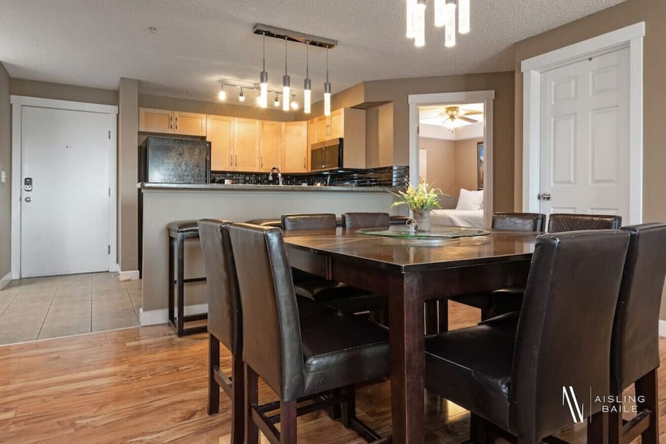 Dining area with seating for 8.