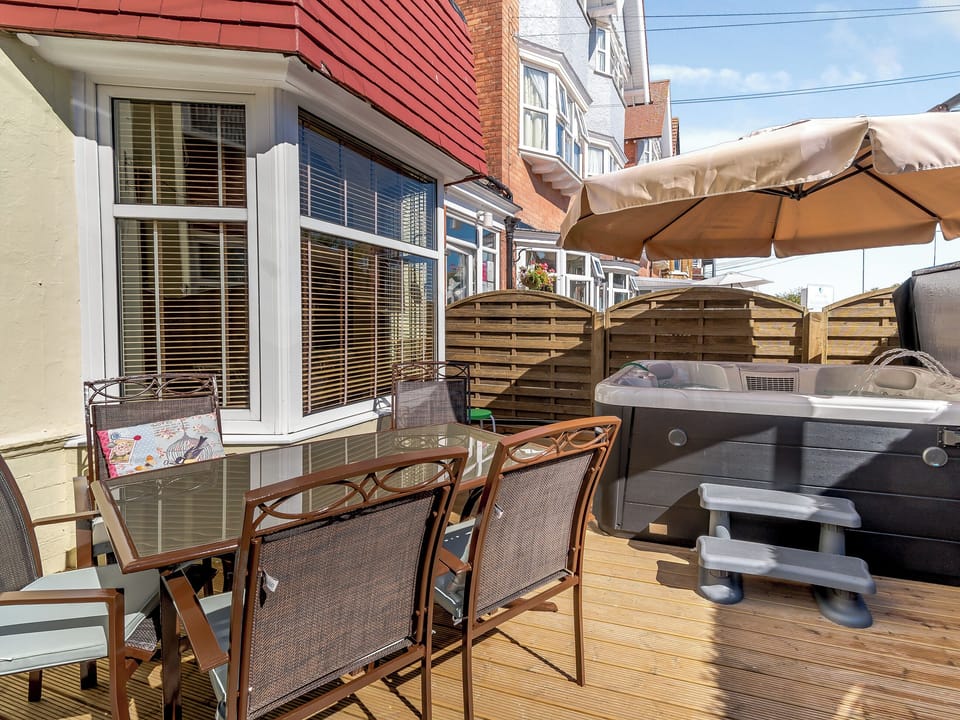 Outdoor area | Tapestry House, Bridlington