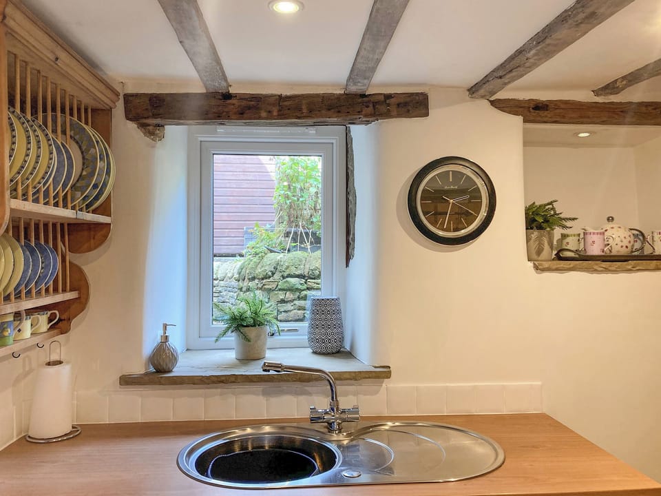 Kitchen | Gem Cottage, Longnor, Near Buxton