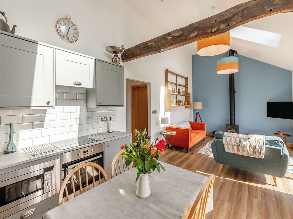 Open plan living space | Kinder - Higher Capstone Farm Cottages, Mellor, near Marple