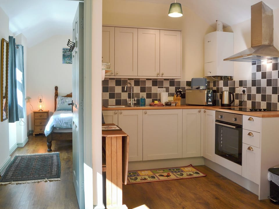 Kitchen area | Hazels Cottage - Whitehouse Farm Holidays, Hayton