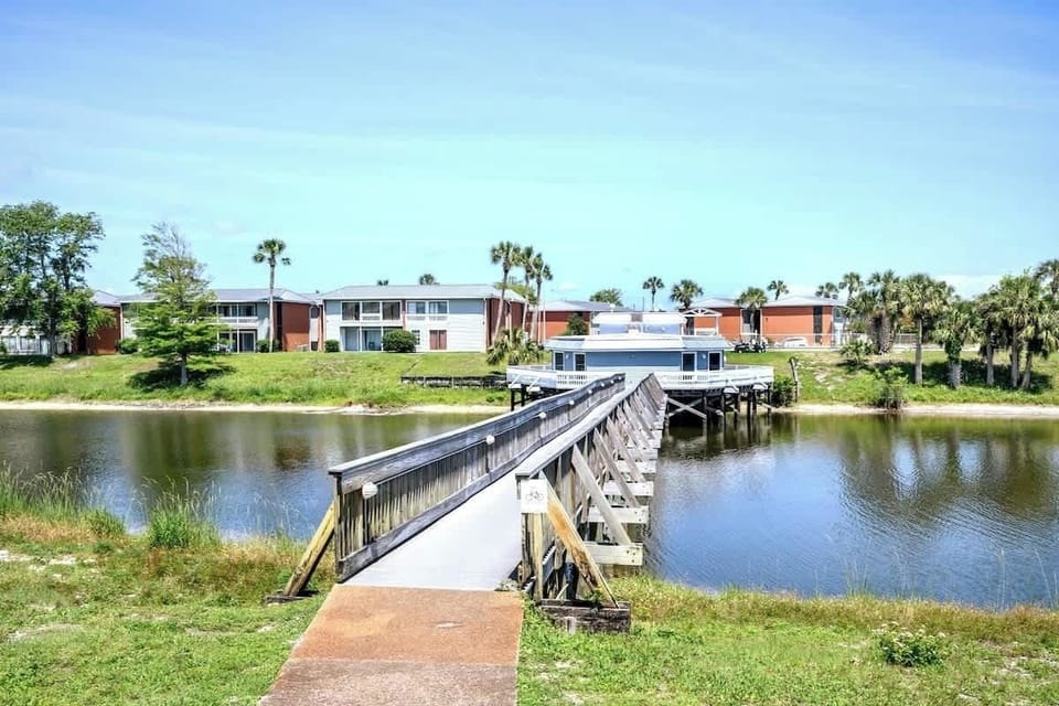 Be sure to pause on the bridge to spot the many turtles that call it home!