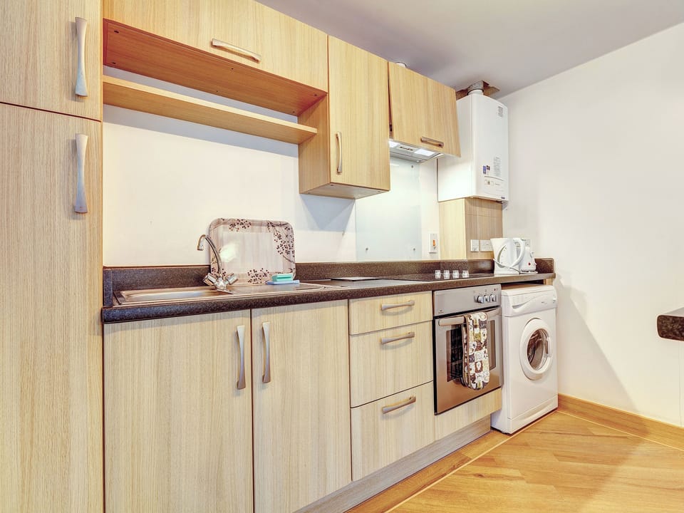 Open plan living space | 13 Red Rock - Red Rock Apartments, Dawlish Warren