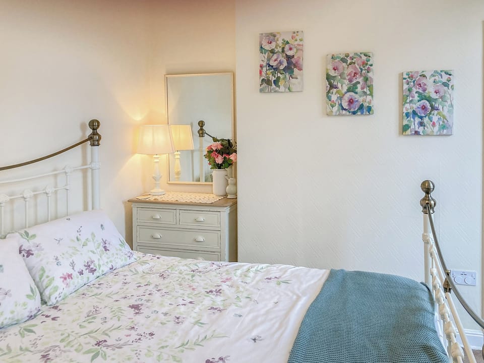 Double bedroom | Molly&rsquo;s Place, Filey