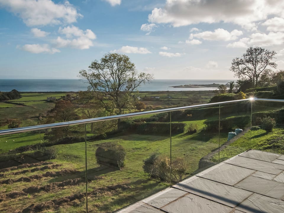 Balcony | Maes Teg, Pwllheli