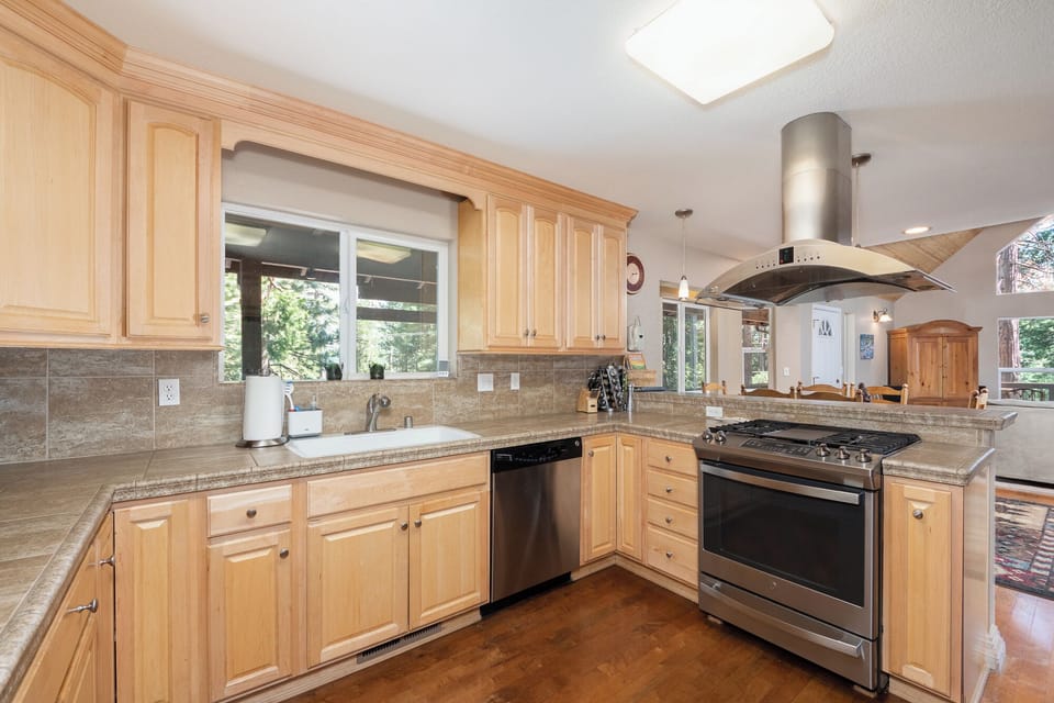 Kitchen 1