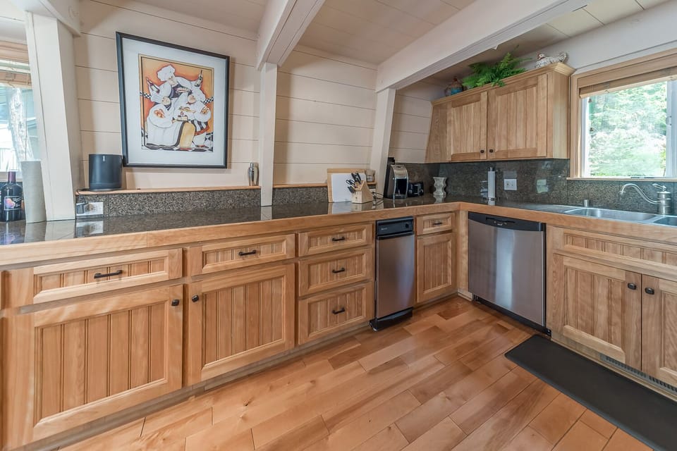 Snowflake-Cabin-12