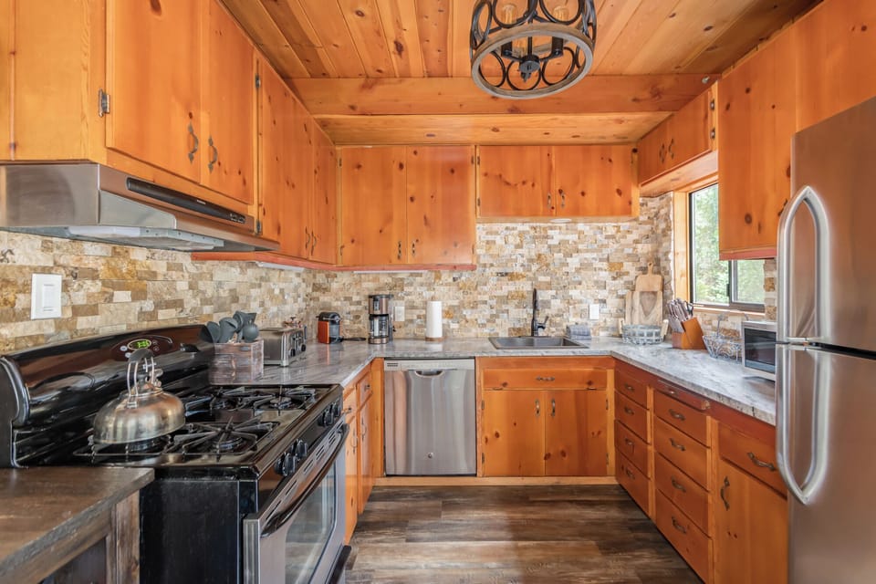 Kitchen 2
