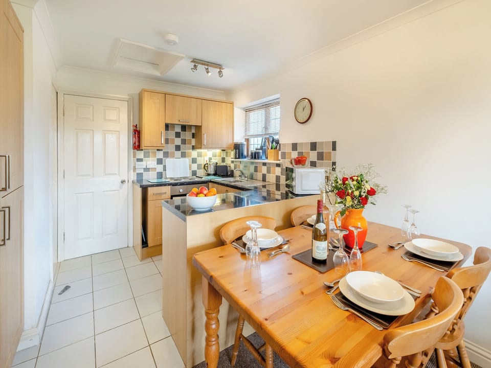 Dining Area | Hill Top Cottage - Fair Isle Holiday Cottages, Near Newport