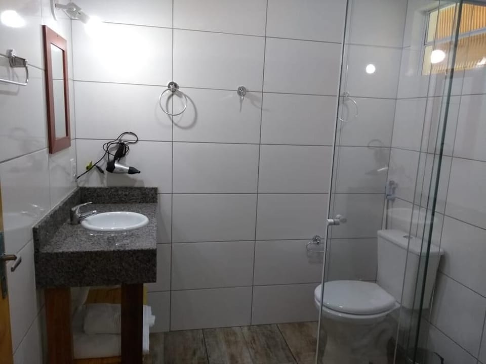 Standard Double Room | Bathroom | Shower, hair dryer, towels, toilet paper
