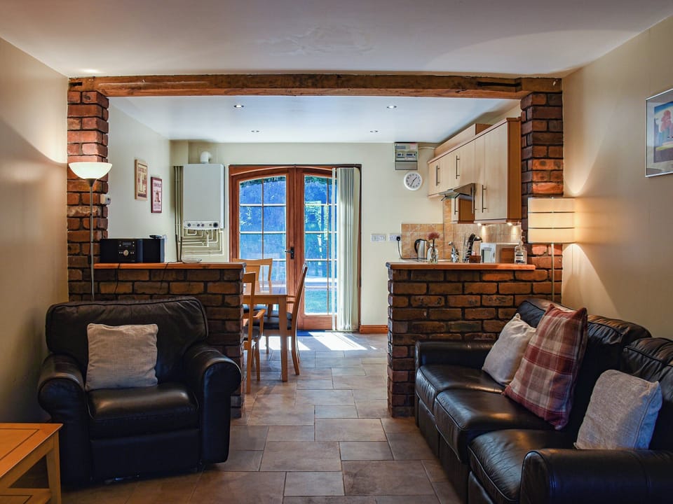 Living room | Poppy Cottage - Duffryn Farm Cottages, Dunvant