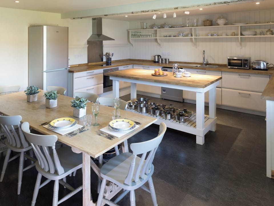 Convenient dining area and kitchen | The Long Barn - Crucis, Ampney Crucis, near Cirencester