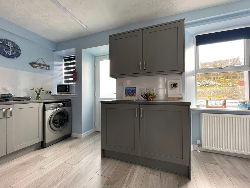 Kitchen | Harbour Street, Portmahomack