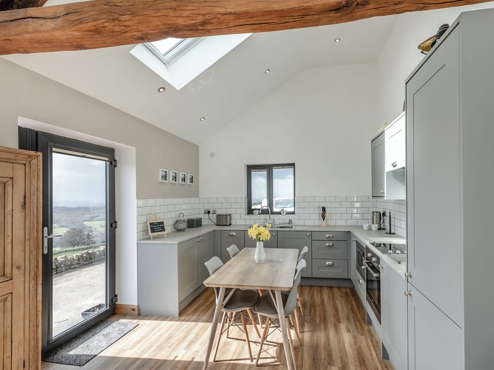Open plan living space | Shutlingsloe - Higher Capstone Farm Cottages, Mellor, near Marple