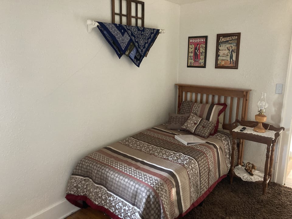 Comfort Double or Twin Room | Pillowtop beds, free WiFi, bed sheets