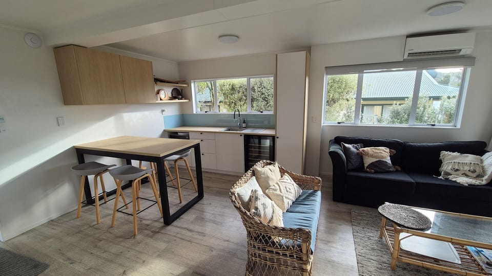 Downstairs Kitchenette