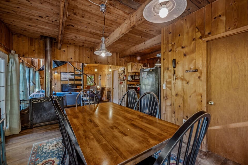 Perfect spot for meal time.