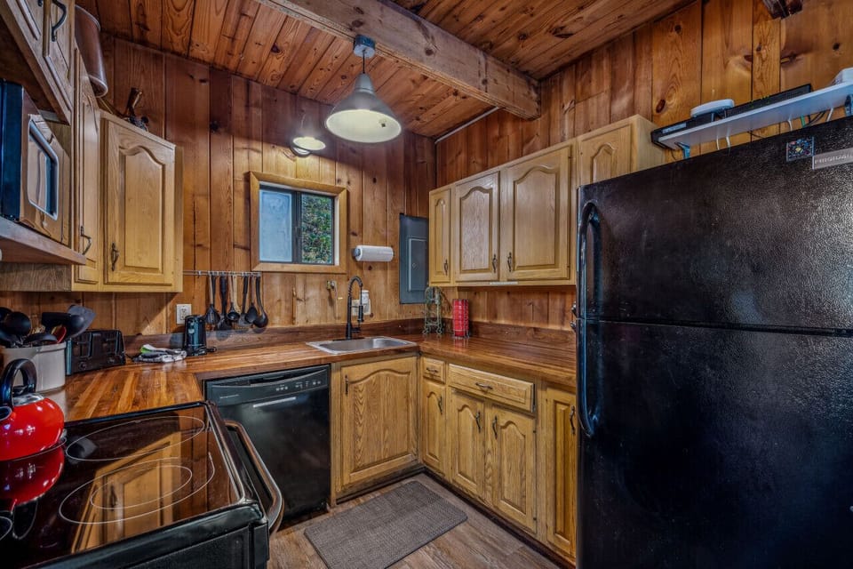 Fully functional kitchen!