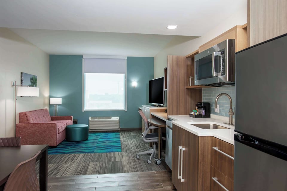 Desk, laptop workspace, iron/ironing board, WiFi
