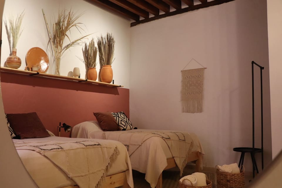 Design Double Room | Individually decorated, iron/ironing board, free WiFi, bed sheets