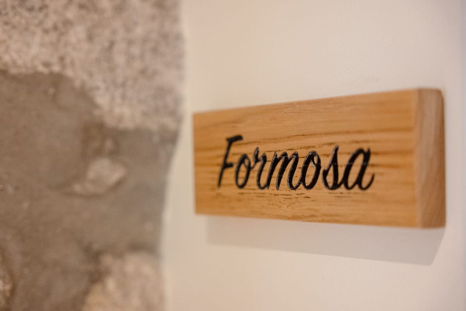 Decor details