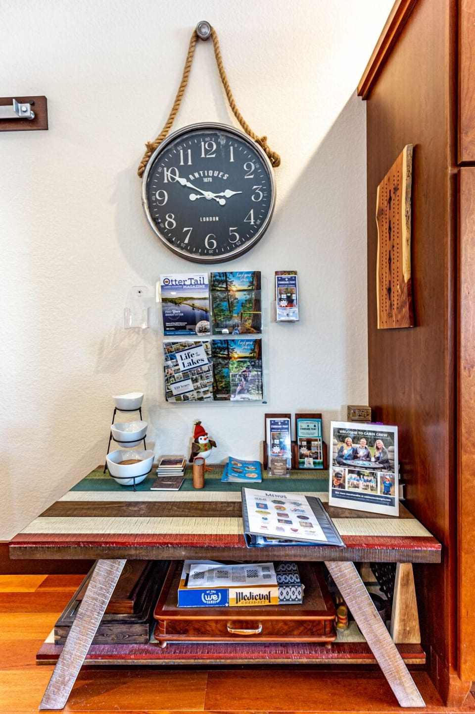 Local entertainment and dining guides