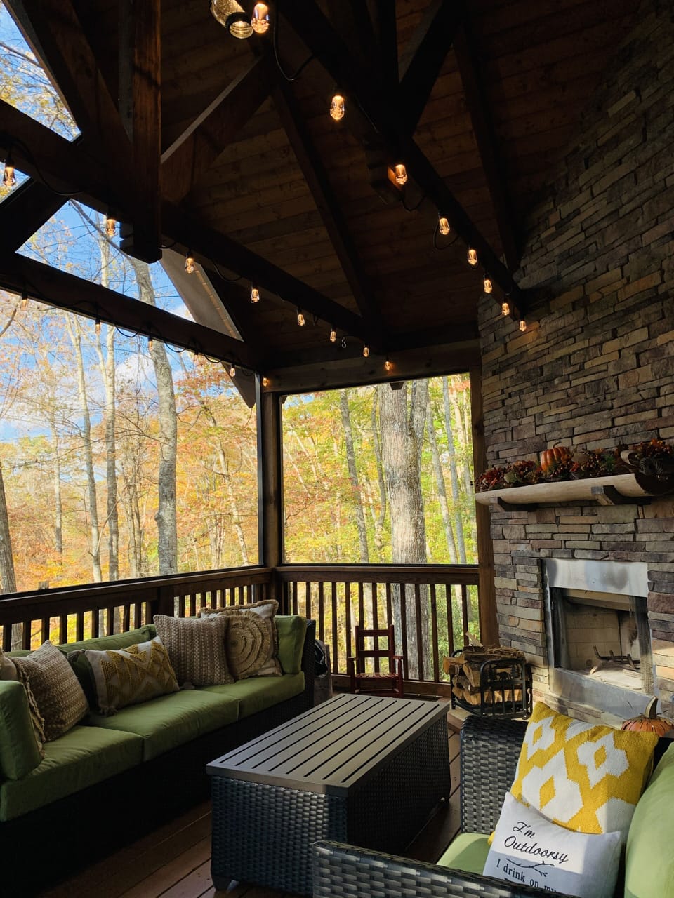 Upstairs Screened Porch