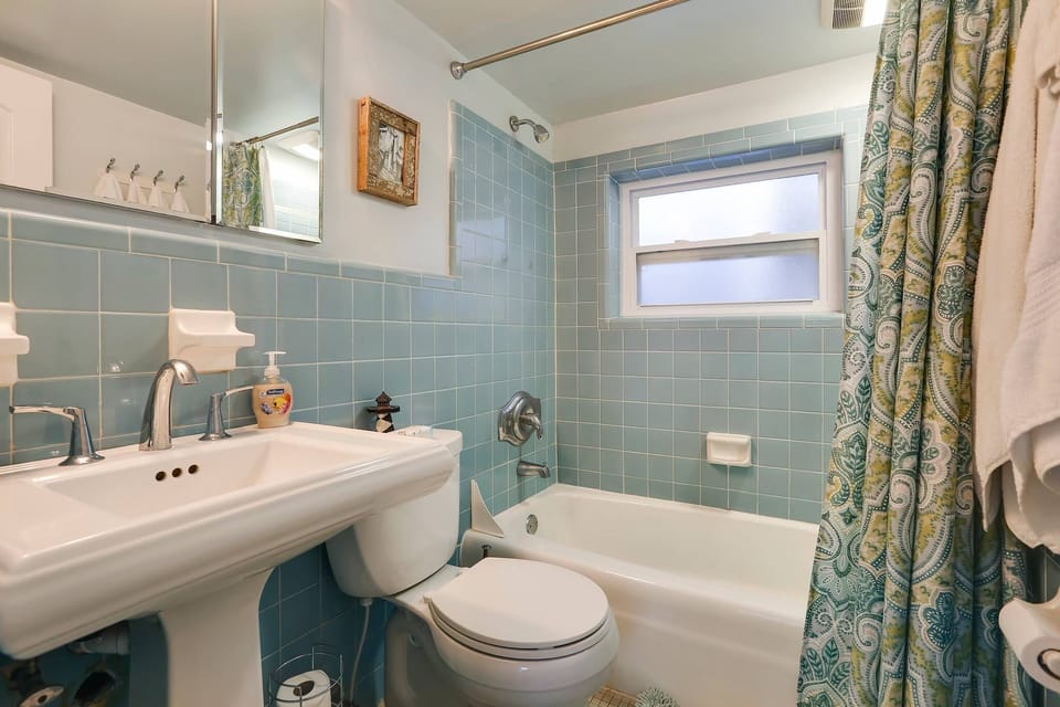 Full bathroom.