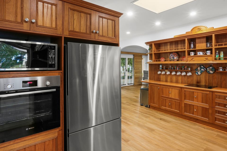 Spacious and modern kitchen