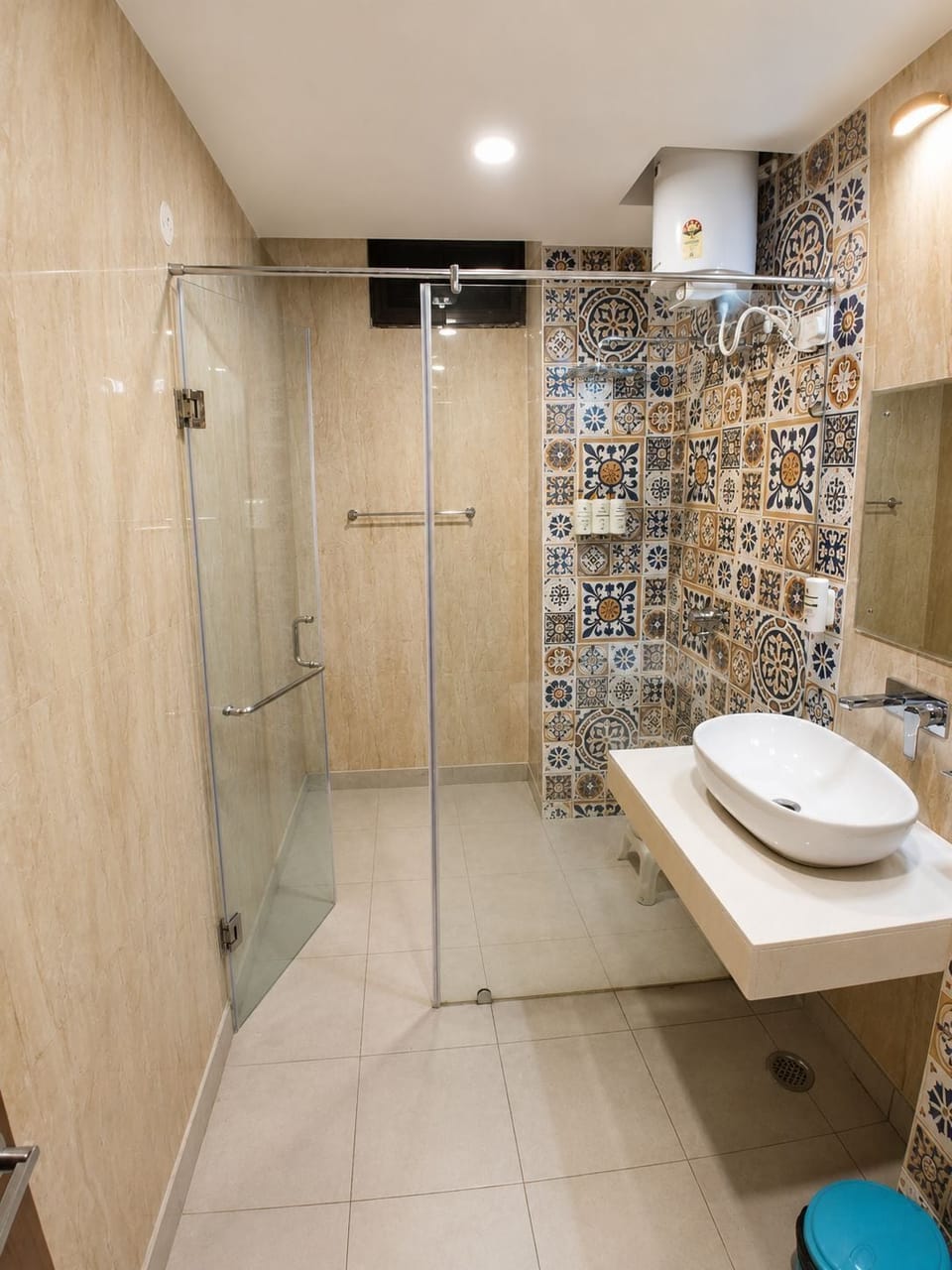 Superior Room, Mountain View | Bathroom | Shower, designer toiletries, slippers, soap