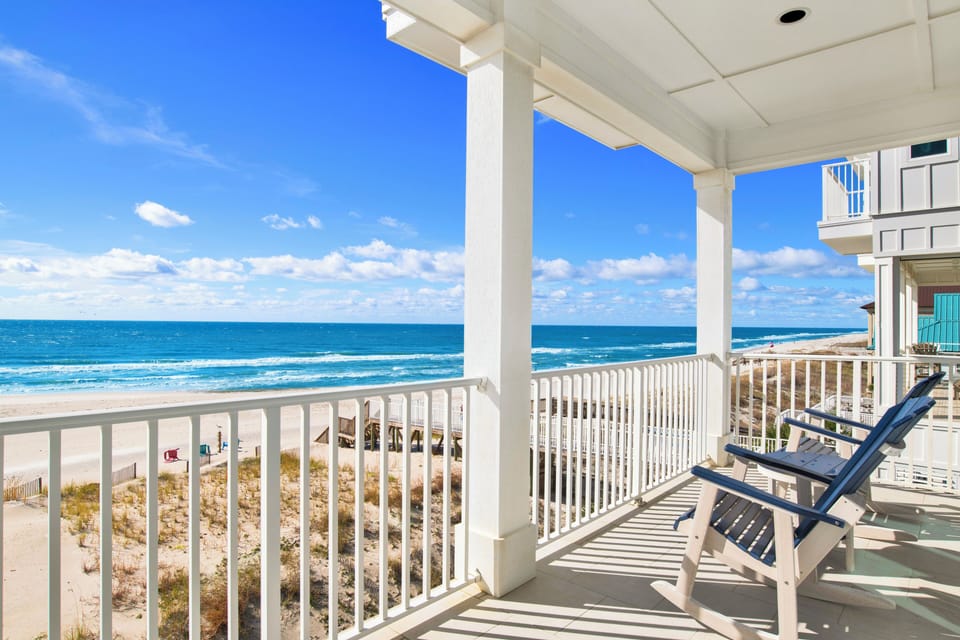 Shared balcony accessible from Bedrooms 4 and 5