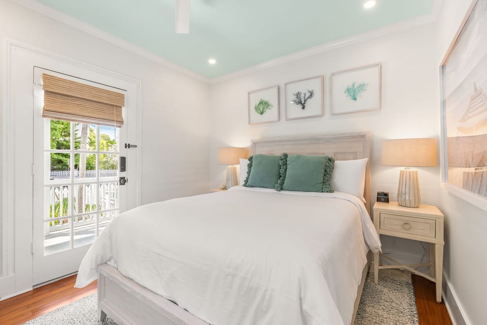 Plush linens