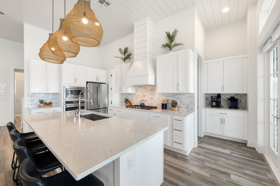 Kitchen, 2nd Floor