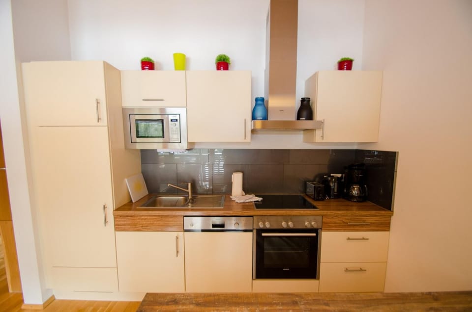 Apartment | 2 bedrooms, WiFi