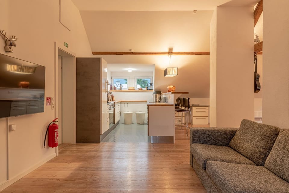 House | 6 bedrooms