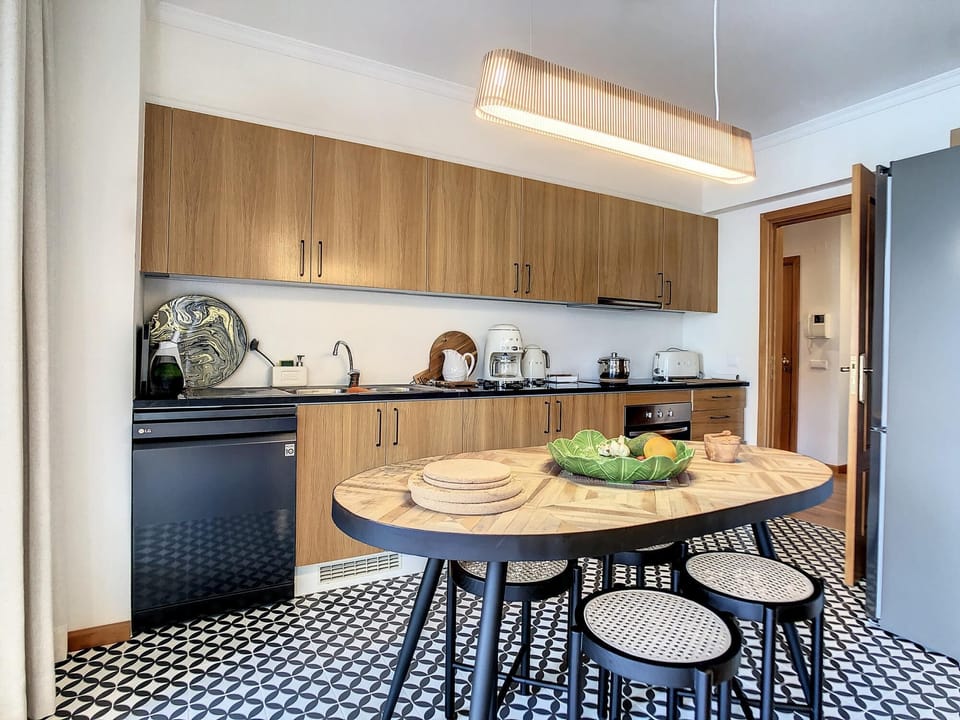 House | Private kitchen | Stovetop, highchair