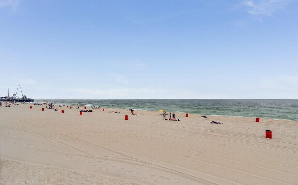 Clean sand beaches