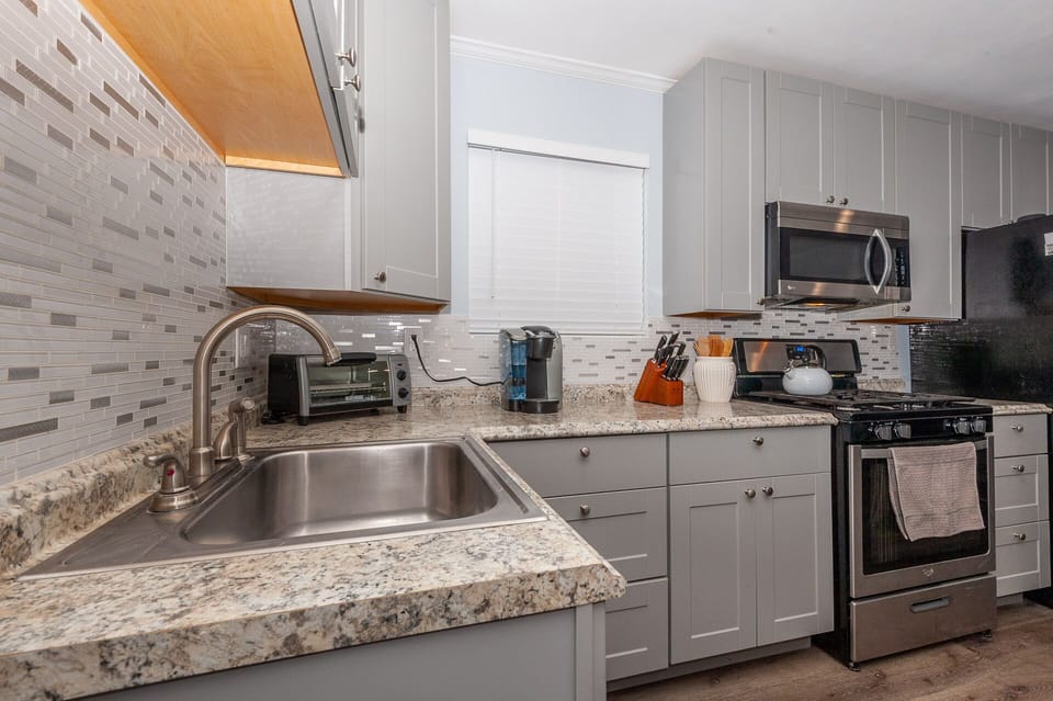 Bright, modern kitchen with everything you need
