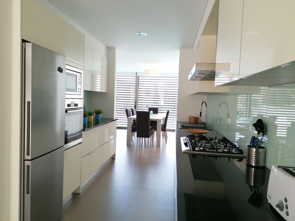 Cozinha e zona de refeições