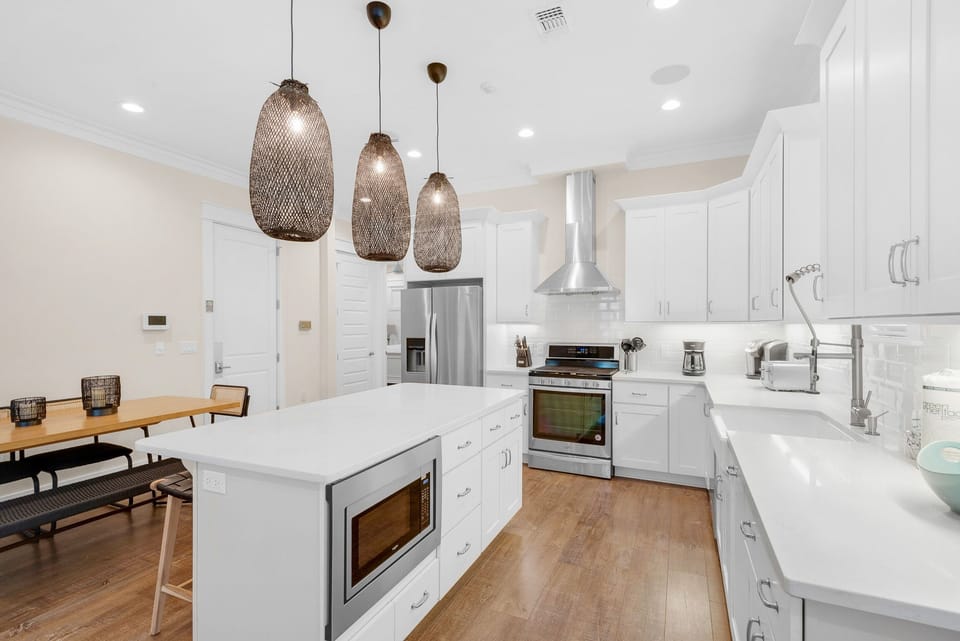Fully equipped kitchen