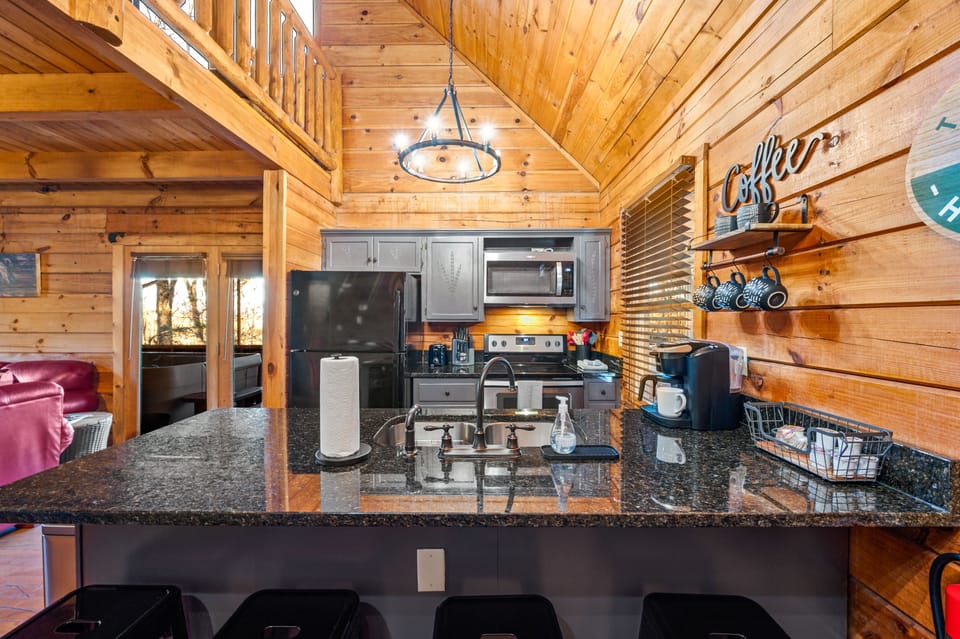 New Granite Countertops!  Perfect spot to fix your favorite meals!