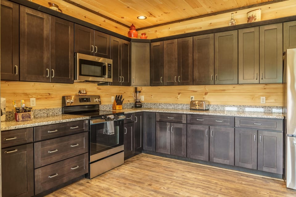Large kitchen with plenty of space and supplies. 