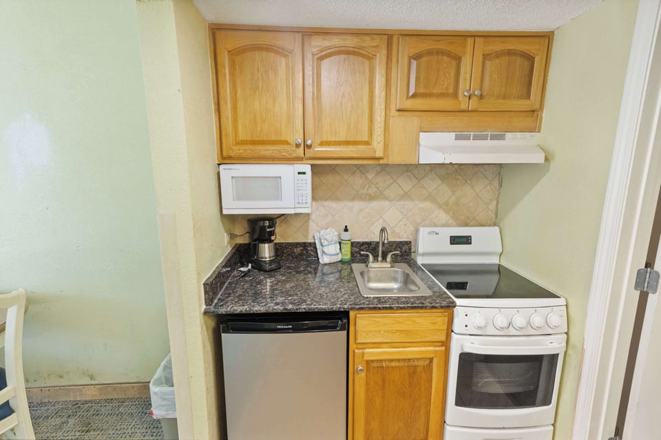 Kitchen Area!