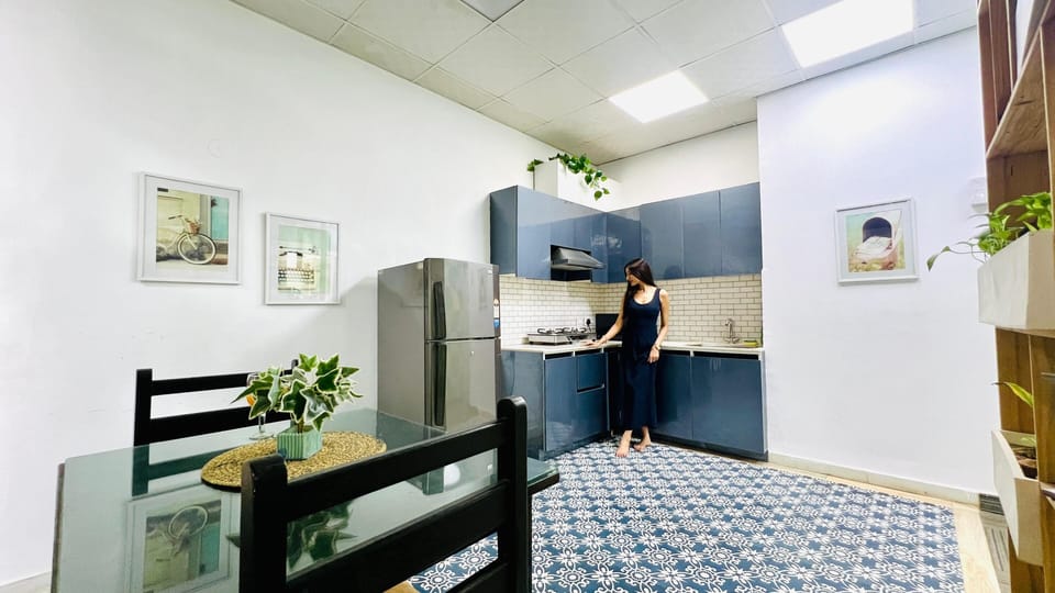 Standard Apartment, 1 Bedroom, Smoking, City View | Private kitchen | Fridge, microwave, coffee/tea maker, electric kettle