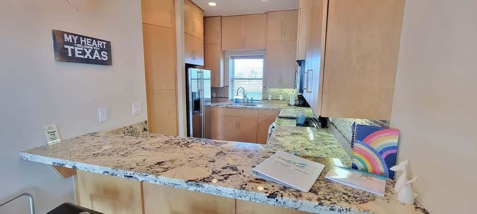 Apartment, 3 Bedrooms | Private kitchen | Fridge, oven, coffee/tea maker, toaster