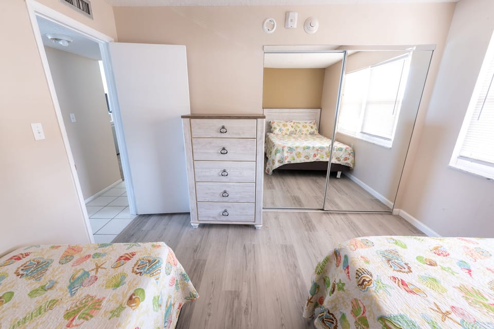 Guest bedroom