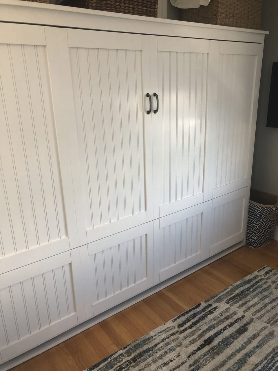 Murphy bed 